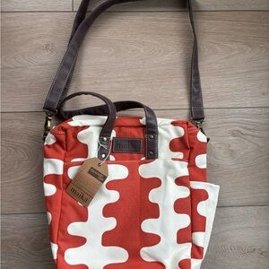 Maika Goods Commuter Tote in Echo Tangerine
